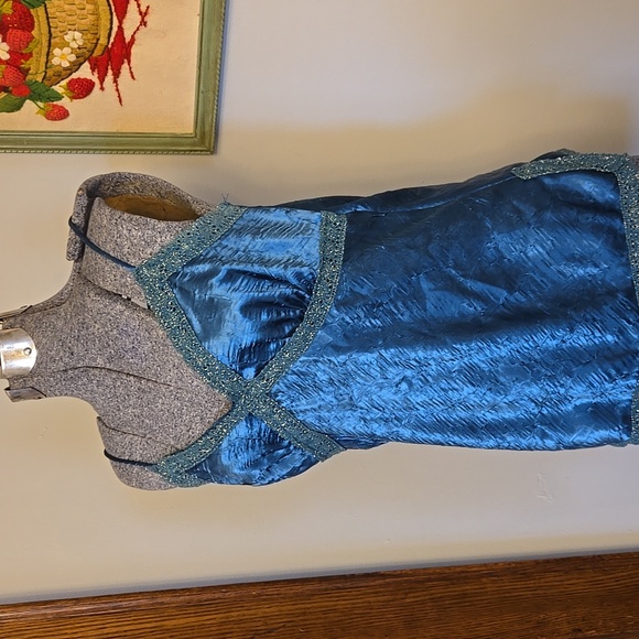 Y2k Silky Teal Tank Top - Picture 2 of 7